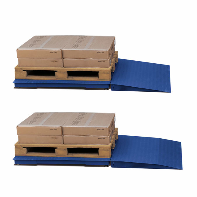 sturdy platform scale with accessory ramp to easily weigh pallets