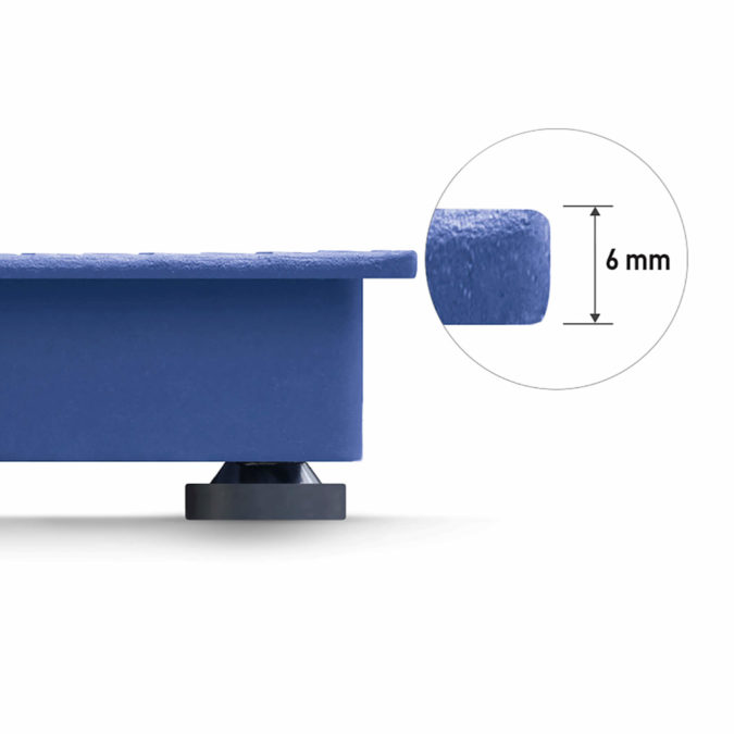 robust platform scale with a heavy-duty plate with a 4,5mm thickness