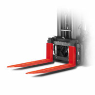 Industrial forklift scale with only 56 mm total and 12 mm additional height allowing work with special and poorly maintained pallets