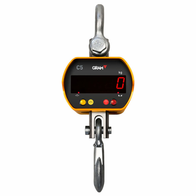 Crane scale built within a robust aluminium casing and durable iron hooks