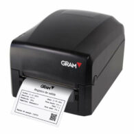 Impresora de etiquetas Q300 diseñada exclusivamente para el indicador Z8i. Produce tickets de peso, códigos de barras y etiquetas de trazabilidad con alta velocidad y fiabilidad para entornos industriales y logísticos.